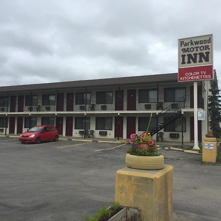 Parkwood Motor Inn Sundre Zewnętrze zdjęcie