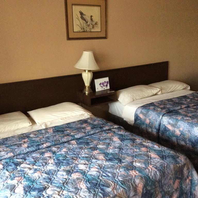 Parkwood Motor Inn Sundre Zewnętrze zdjęcie