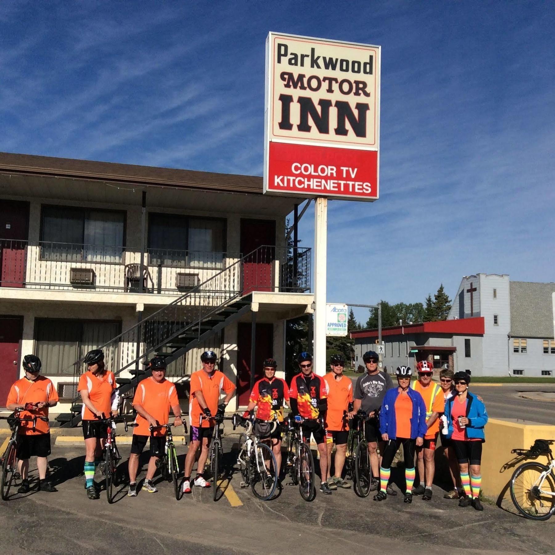 Parkwood Motor Inn Sundre Zewnętrze zdjęcie